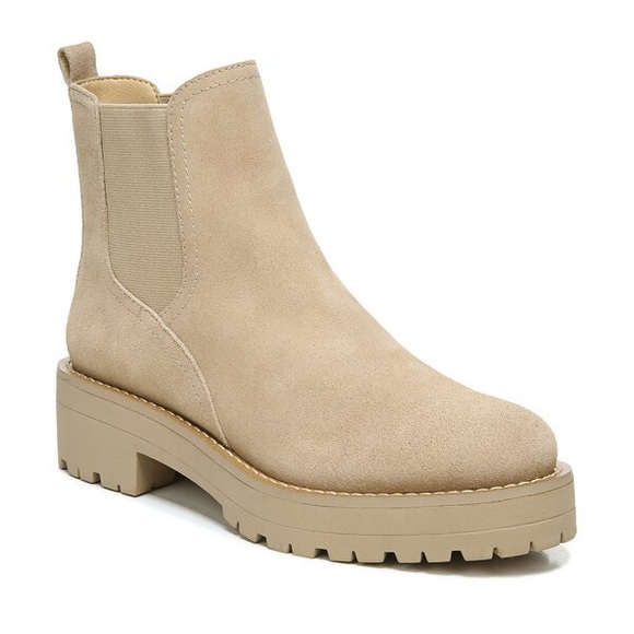 justina chelsea boot